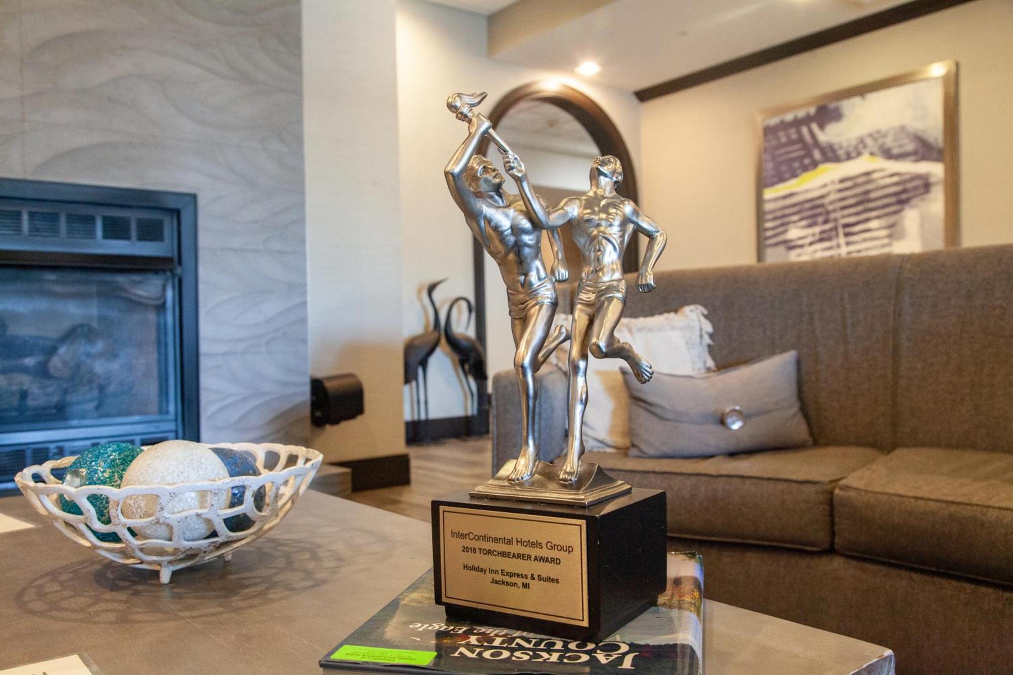 Holiday Inn Express Jackson By Ihg Eksteriør bilde